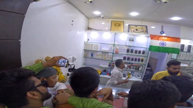 JJ Communication Iphone Shop Manish Bhai Meetup  Free Gift  @JJCommunication @jj_mobile_world Vlog