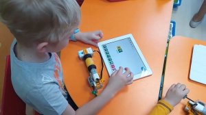 РОБОТЫ-ТОКАРНЫЙ СТАНОК-2