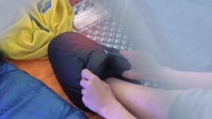 Голый в спальном мешке? Как правильно спать в спальнике