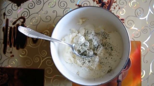 Сырно чесночный соус. Приготовление