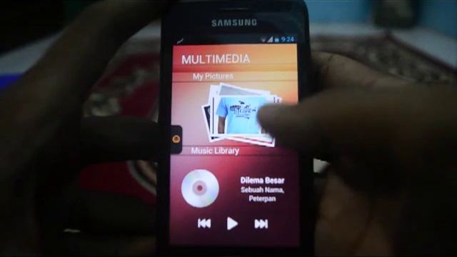 Ubuntu Android Theme on My Galaxy Wonder смотреть онлайн
