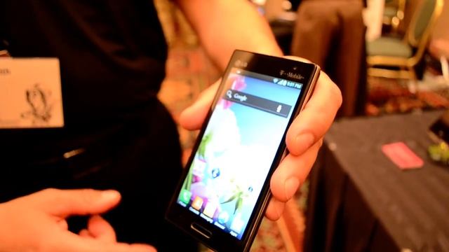 T-Mobile LG Optimus L9 Hands-on [CTIA MobileCOM 2012] смотреть онлайн