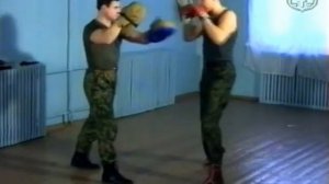 ч3-5-4 #Удар передней #рукой и через руку техника рук #Армейский рукопашный бой обучение
