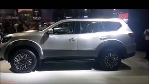 Nissan Terra 2019