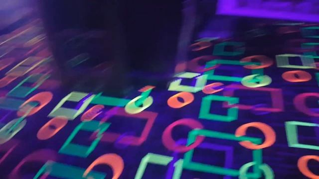 Visiting a Classic ARCADE!!! PACMAN, GALAGA, DONKEY KONG and PRIZE GIVEAWAY! смотреть онлайн