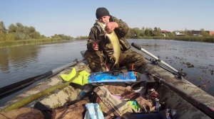 Первые щуки в Октябре РЫБАЛКА НА КРУЖКИ