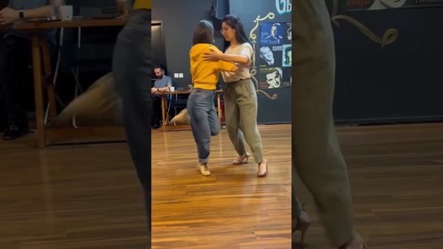 Уроки танго онлайн бесплатно #аргентинскоетанго #tango #танго #обучениетанго #dance #tangolesson