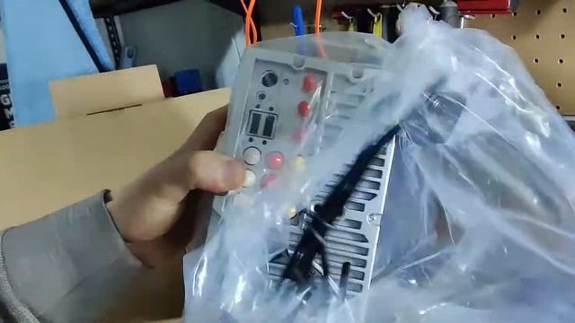 Joying Auto New 10.5" display android 10 Wifi and 4G Head Unit Unboxing смотреть онлайн