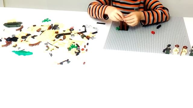 Собираем конструктор Combat Zone (272 детали) смотреть онлайн