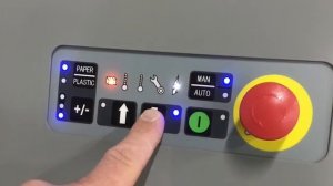 Orwak Compact 3110-05_bind and eject a bale