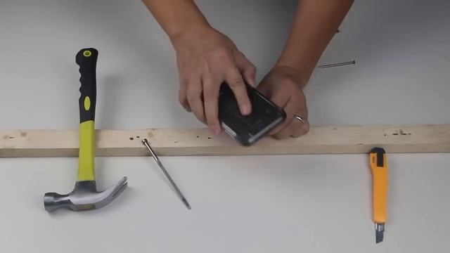 Blackview Punished BV5000 With Nails & Knife смотреть онлайн