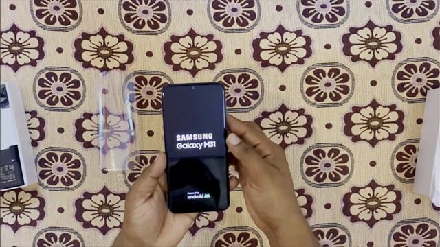 SAMSUNG M31 UNBOXING & FIRST IMPRESSIONS TAMIL | Samsung M31 features tamil | #samsung | Techknowbe смотреть онлайн