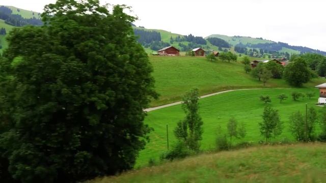 Путешествуй! Прогулка по деревне в Швейцарии смотреть онлайн