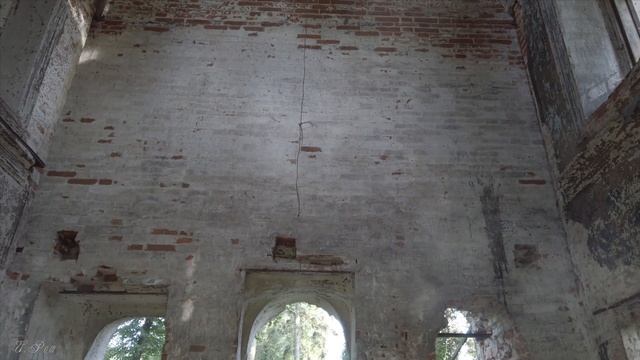 Рождественский погост — Старый храм / Cinematic footage / DJI Mavic смотреть онлайн