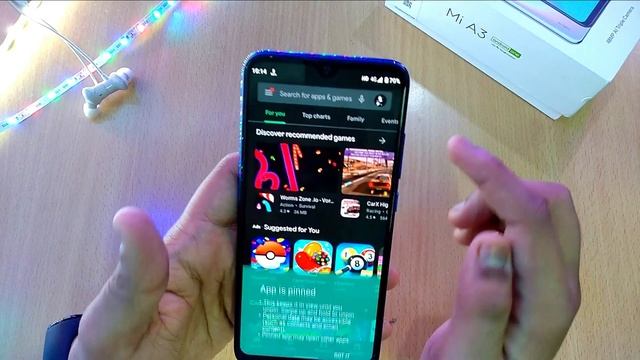 Mi A3 Android 11 How to Enable Bubbles, App Pining, Font and Icon size Full Tutorial