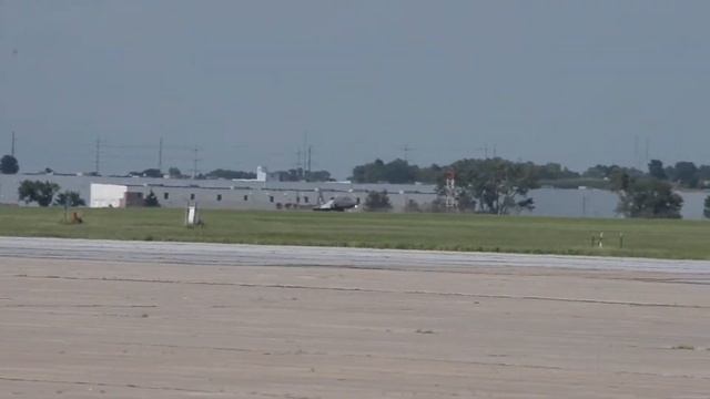 Lincoln Airport Plane Spotting E-4 Nightwatch, RC-135, KC-135, T-38 смотреть онлайн