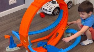 Трек гигантская петля Hot wheels