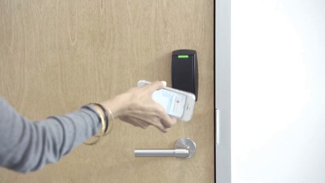 HID Mobile Access: Twist and Go смотреть онлайн