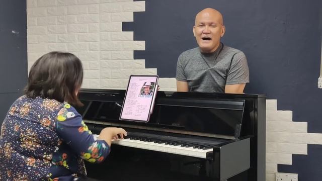 Ooh Baby: Trevor Nerva accompanied by Iris Koh смотреть онлайн