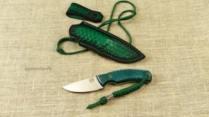 Нож  "Малахит" , шейник ,  М390, зелёный SILVER TWILL.