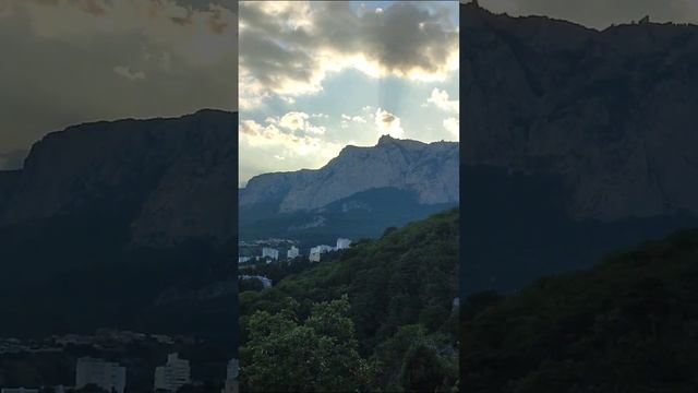 Мисхорская гавань вид на побережье, Ай-Петри, Гаспра, Кореиз, Алупка