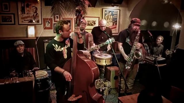 Huurupiilo Jam Band - Koskenlaskijan rakkaus (video Jyrki Kallio) смотреть онлайн