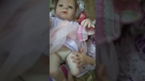 Распаковка реборна//полностью виниловый реборн//Девочке подарили на день рождения реборна