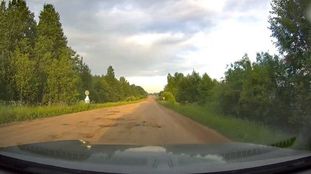 Дорога от Сольбы в сторону М8 Возвращались из Тверской области. смотреть онлайн