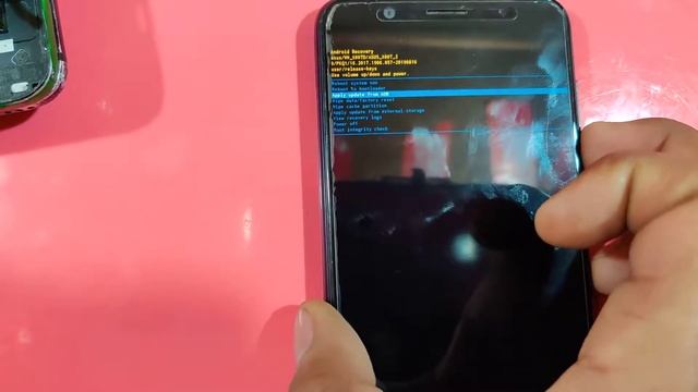 Talkback Accessibility Service has Dimmed Screen смотреть онлайн