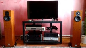 Xavian Giulietta -speaker , Cayin A-88T, Wadia 850