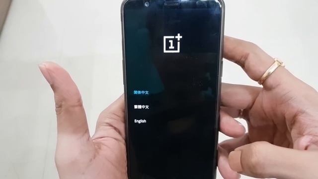 Oneplus 5 & Oneplus 5T Stable Android 8.1 Update With Navigation Gestures!! смотреть онлайн