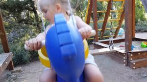 Вилла Форос. На детской площадке 26 августа 2015 г.