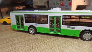 Троллейбус (Свет+Звук) Shantou gepai plastic. Наша Игрушка. 1-43. 2019