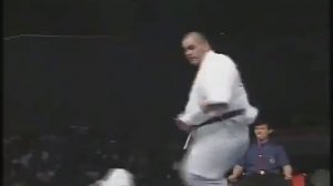 Чья вертушка круче? #Нокаут, соревнования, #карате Karate