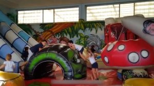 Надувные игровые комнаты