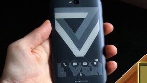 News Update !!! YotaPhone 2 Review