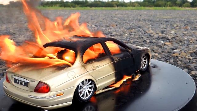 Burning my Jaguar S Type - The Car is on FIRE - Just a Model Toy Car смотреть онлайн