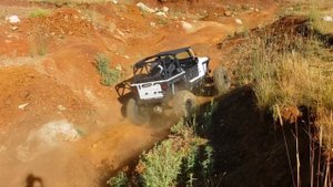 Jeep Wrangler YJ V8 - Rock crawling compilation
