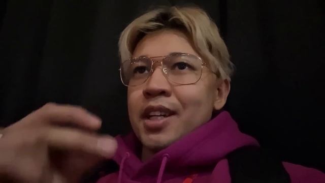 ВСТРЕТИЛ ЮТУБЕРОВ В РЕАЛЬНОЙ ЖИЗНИ И... смотреть онлайн