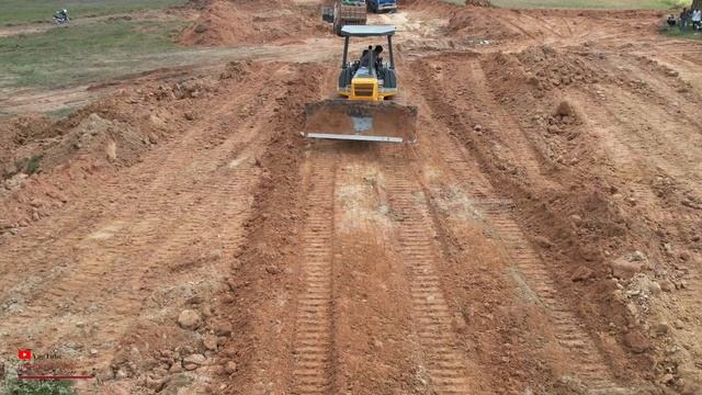 Showing New Bigger Project Excellence Processing Dozer Dump Truck Excavator Talented Skills Worker