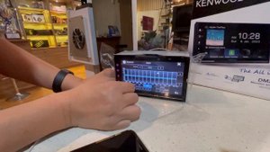 REVIEW UNBOXING HEAD UNIT KENWOOD DMX7022S FITUR CARPLAY ANDROID AUTO TERMURAH DI KELAS NYA