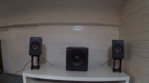 KEF X300A with KEF Q400b subwoofer: Neneh Cherry - Across The Water