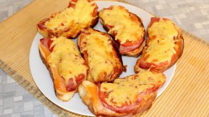 Горячие бутерброды с ветчиной и сыром