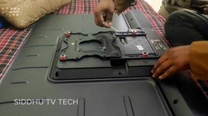 How to mount a Hisense Tv with movable bracket | tv fitting on Wall,tv installation,Wall mounting,