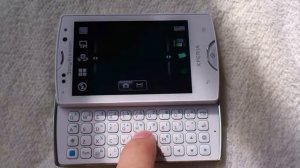 Sony Ericsson Xperia mini pro SK17i (Android 2.3.4) - Hands-on