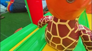 Коммерческий надувной батут  «Чудо сафари», 6x4x2,8 м