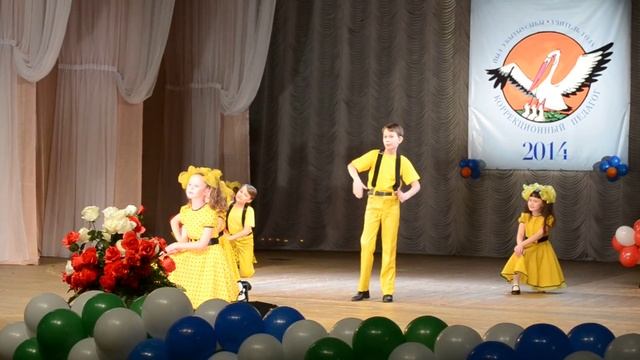 жестовое пение