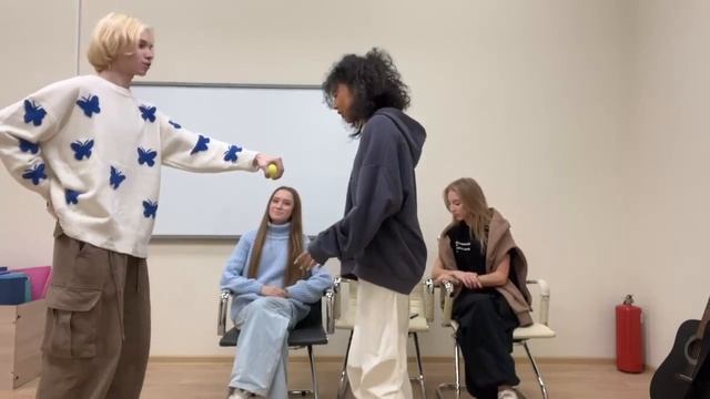  Стрим  Иван_Стариков ivanstarmusic     ecolemusic_    чилят       28.11.2023