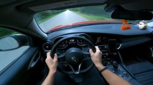 Alfa Romeo Giulia 2.0 280km 0-100 acceleration & sound