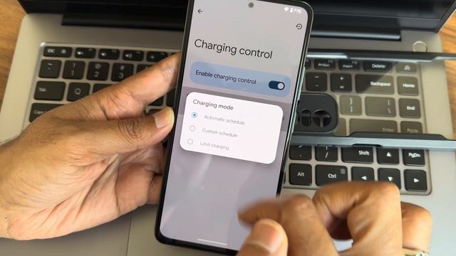 Pixel OS Fan Edition MI 11X Poco F3 Android 14 what’s different from Regular ? смотреть онлайн